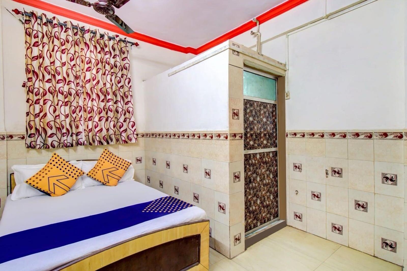 Spot On Sairaj Lodging & Boarding Hotel Ulhasnagar Exterior photo